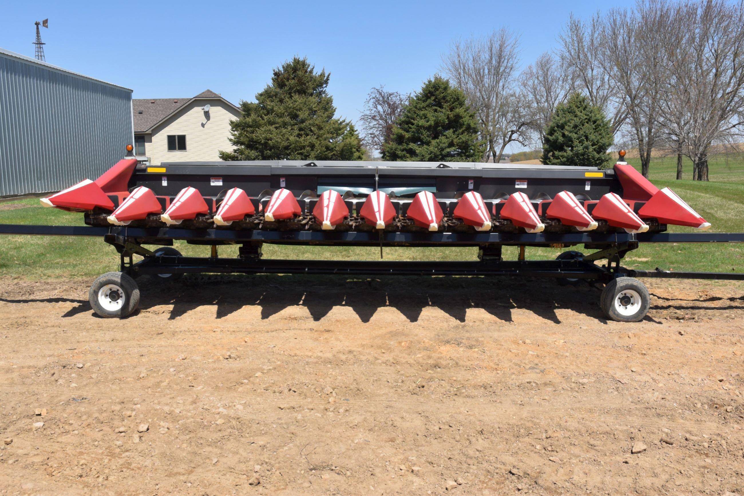 2007 Drago 812TR Corn Head, 12 Row 20”, Chopping Head, Insight Headsight, CIH Hookups