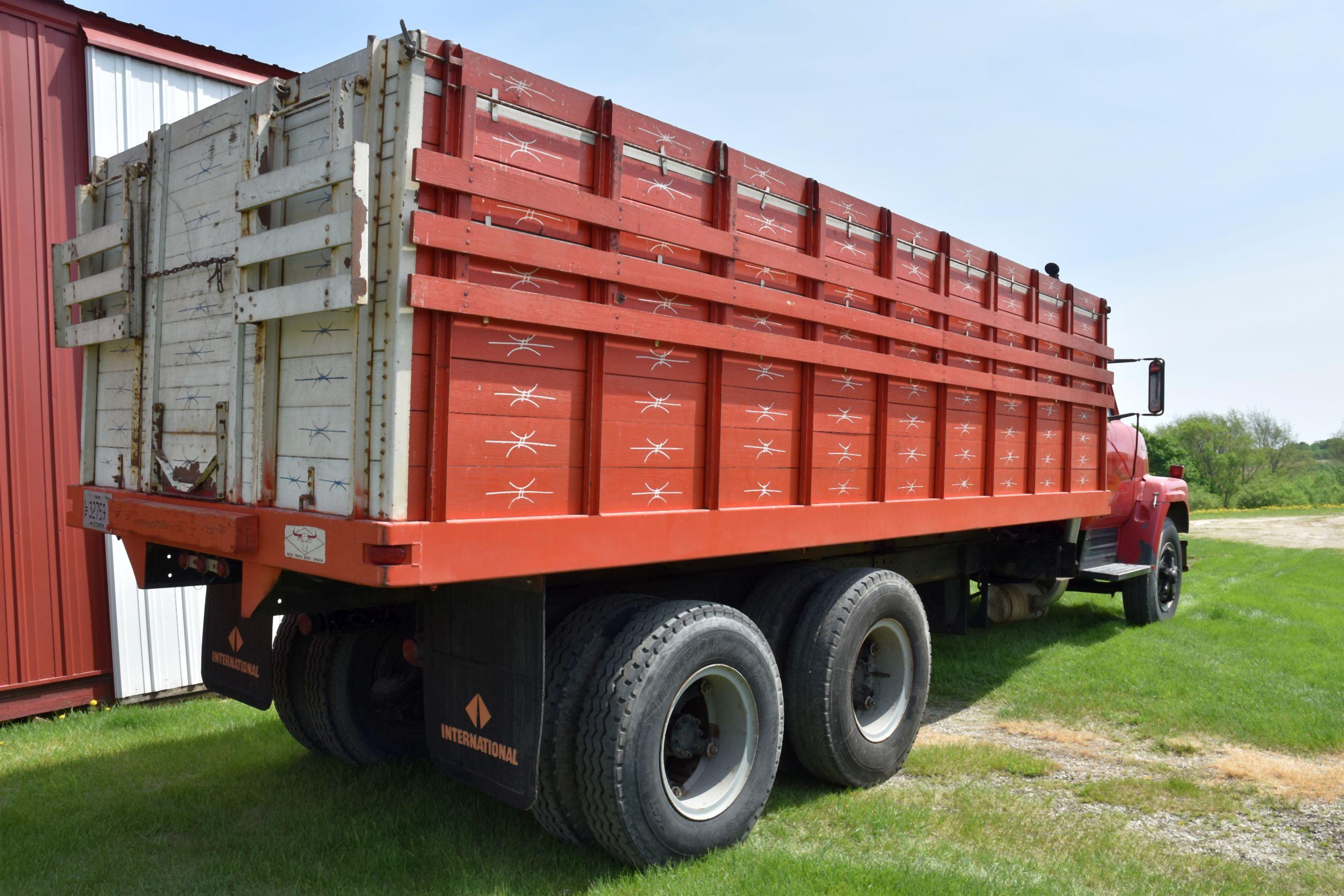 International Fleetstar 2050A Twin Screw Tandem Axle Grain Truck, Diesel, 5x3 Trans, 20’ Box And Hoi