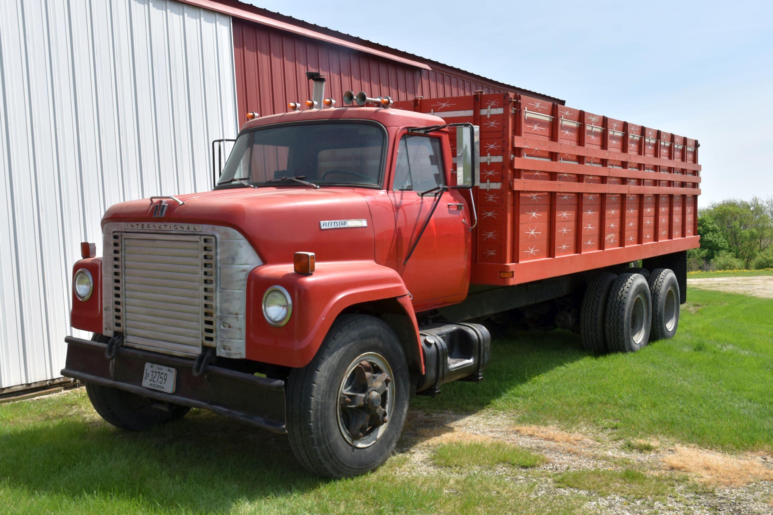 International Fleetstar 2050A Twin Screw Tandem Axle Grain Truck, Diesel, 5x3 Trans, 20’ Box And Hoi