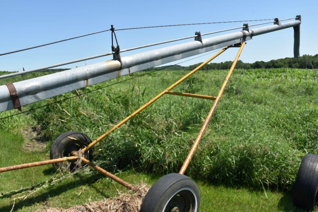 Hutchinson 6"x40' Grain Auger, Transport, Wisconsin Engine, Could Be Changed To Electric Motor Drive