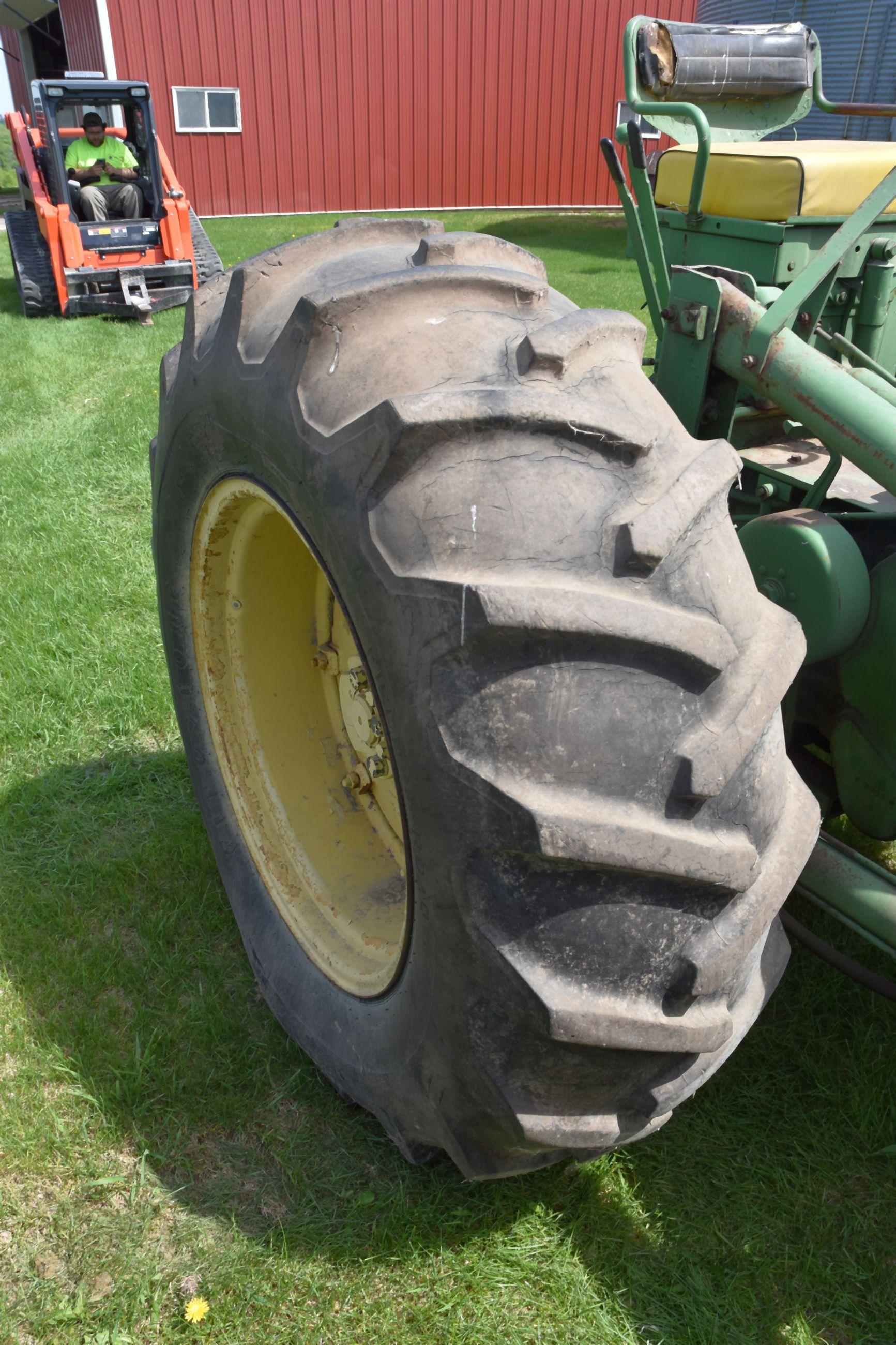 John Deere 720 Diesel, Pony Start, Narrow Front, With Loader, Rock Shafts, Power Steering,