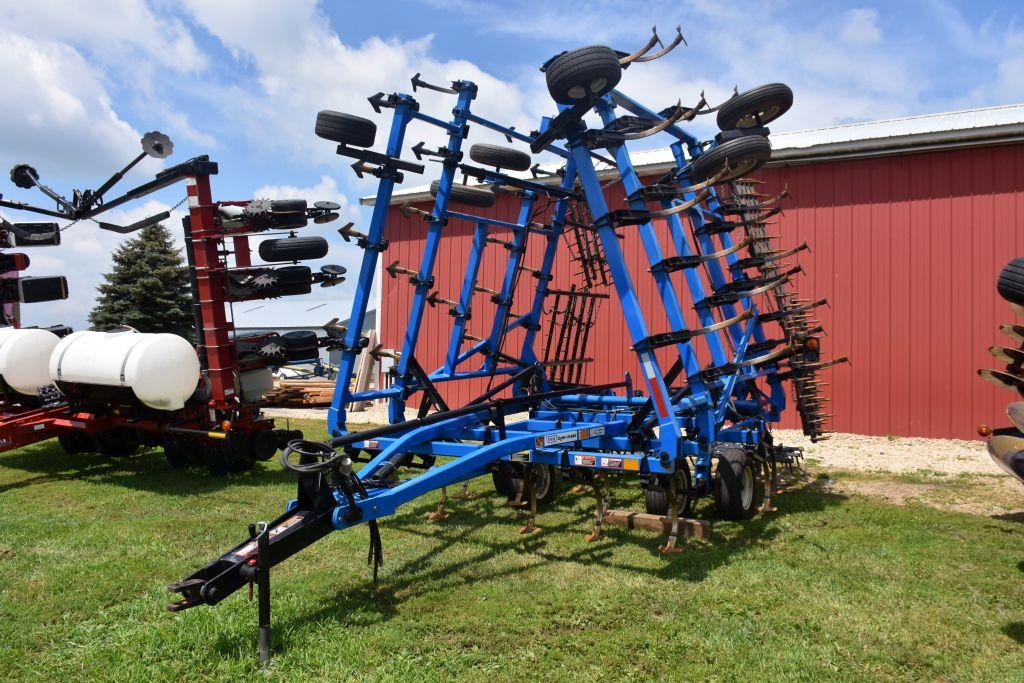 DMI Tiger Mate Field Cultivator, 30.5’ 5 Bar Spike Harrow, Very Sharp, SN:621143