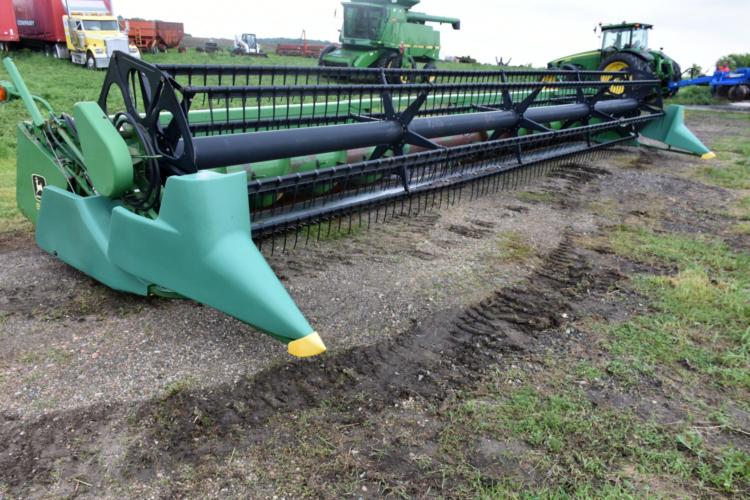 John Deere 930F Bean Heads 30’, 3” Cut, Rock Guard, Poly Has Full Finger Auger, Dual PTO, SN: F66648