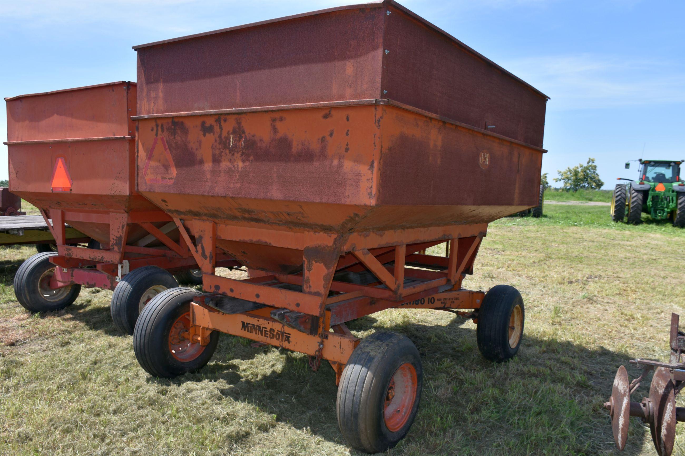 J & M 250 Gravity Flow Boxes With 10 Ton Gear