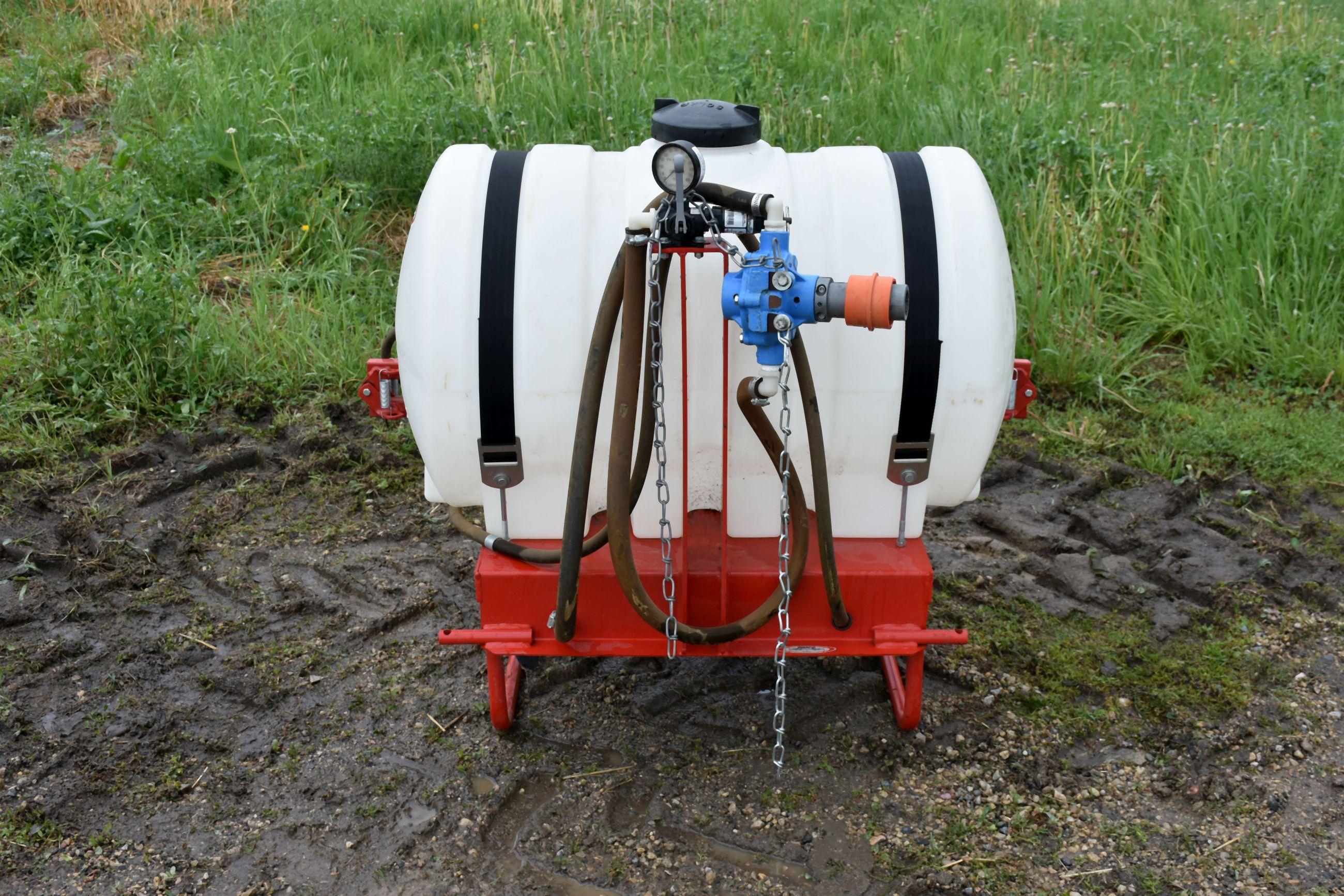 Fimco 50 Gallon Sprayer 3pt., PTO Pump 10’ Booms