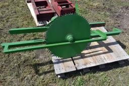 Mounted Buzz Saw, Belt Pulley, 26" Blade