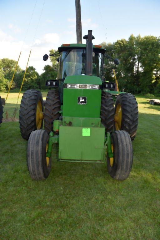 1989 John Deere 4455 2WD, 5765 Hours, 18.4 X 38 Axle Duals 85%, 3 Hydraulics, Power Beyond, Quad Ran