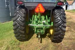 John Deere 4040 2WD, 4671 Hours, 18.4 X 38, 3pt., Quick Hitch, 2 Hydraulics, 540/1000 PTO, 8 Speed P