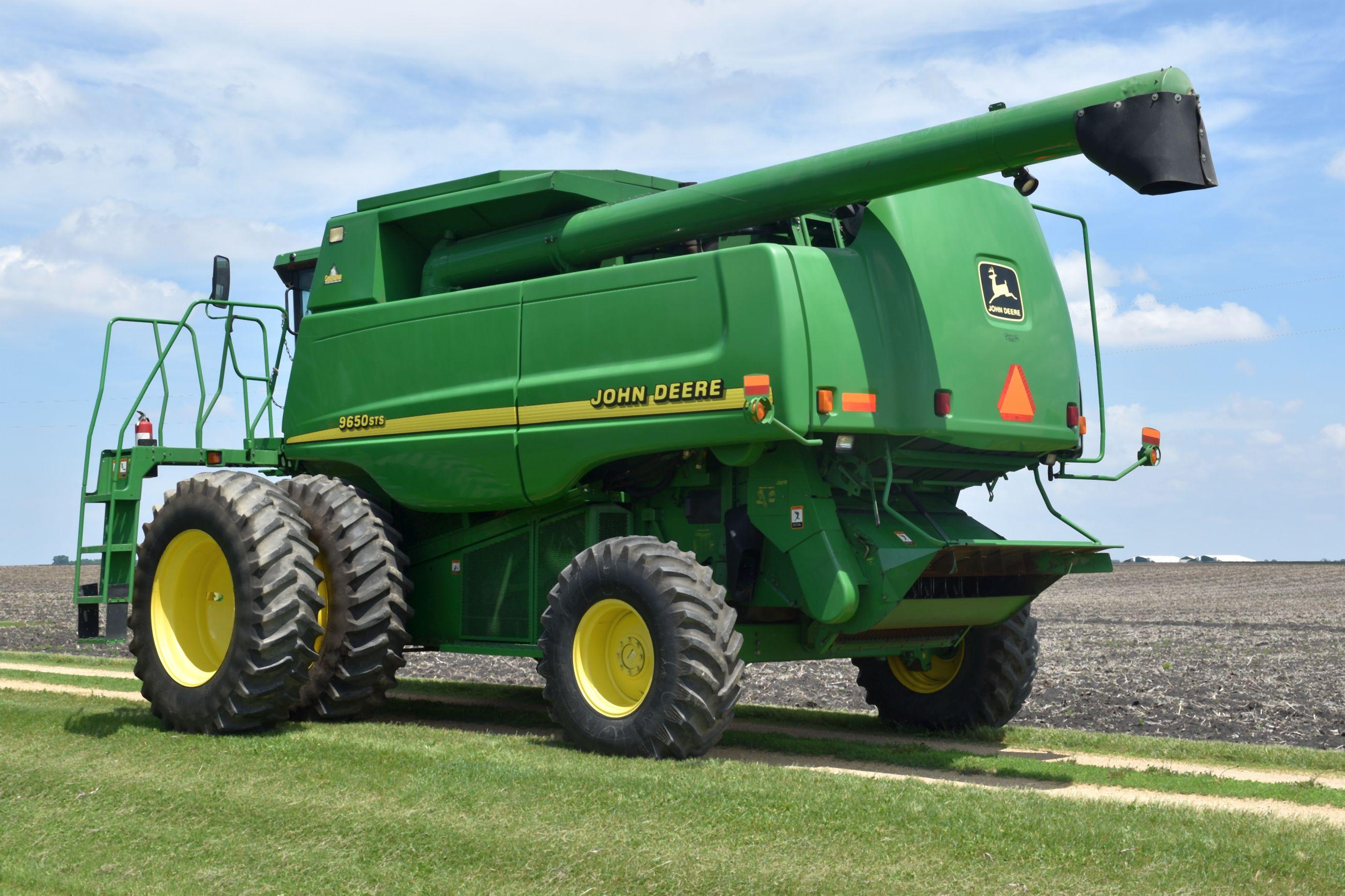 2000 John Deere 9650 STS Combine, 2403 Separator Hours/3767 Engine Hours 520/85R42 Duals, 85-90%, Co