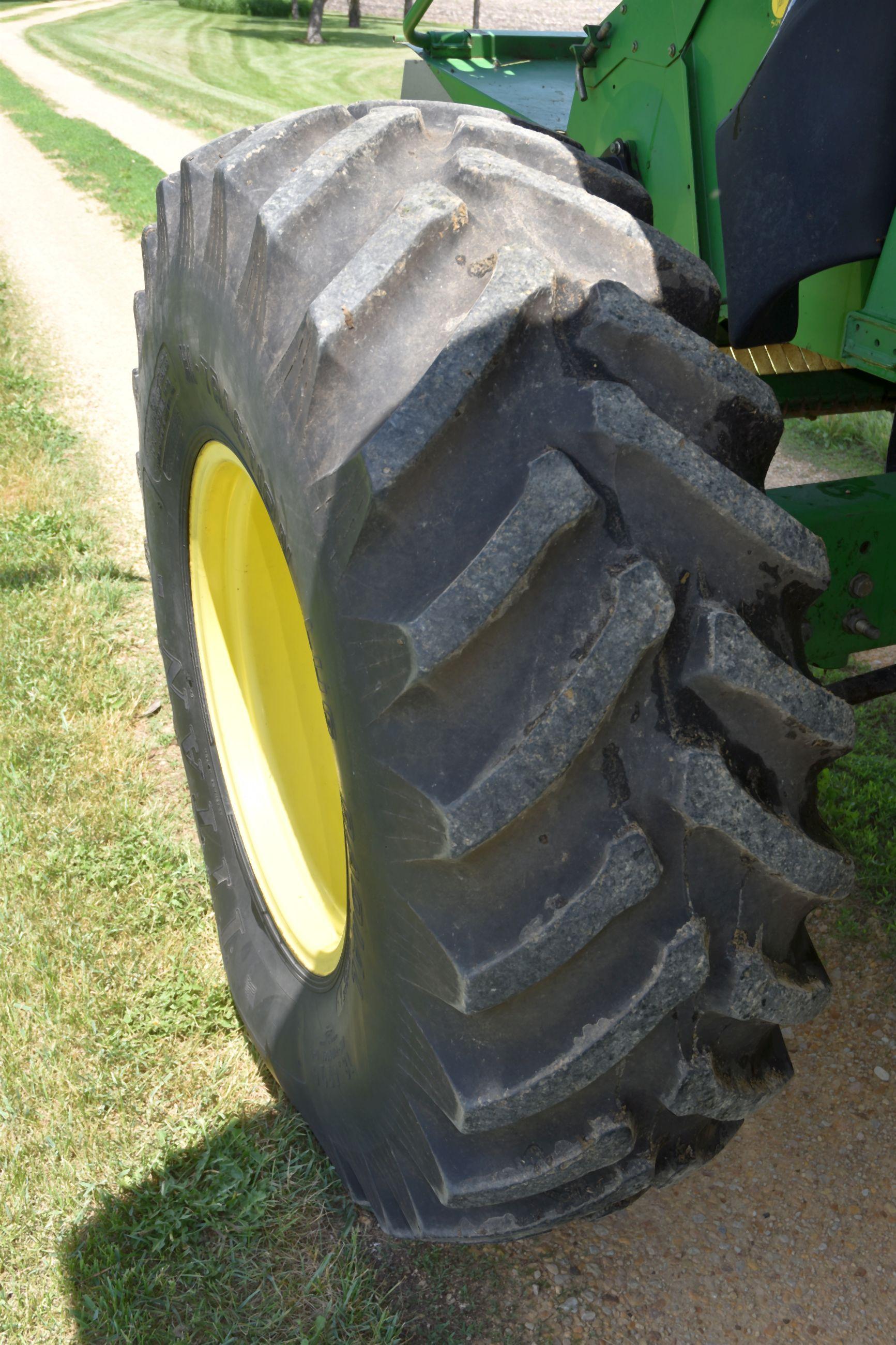 2000 John Deere 9650 STS Combine, 2403 Separator Hours/3767 Engine Hours 520/85R42 Duals, 85-90%, Co