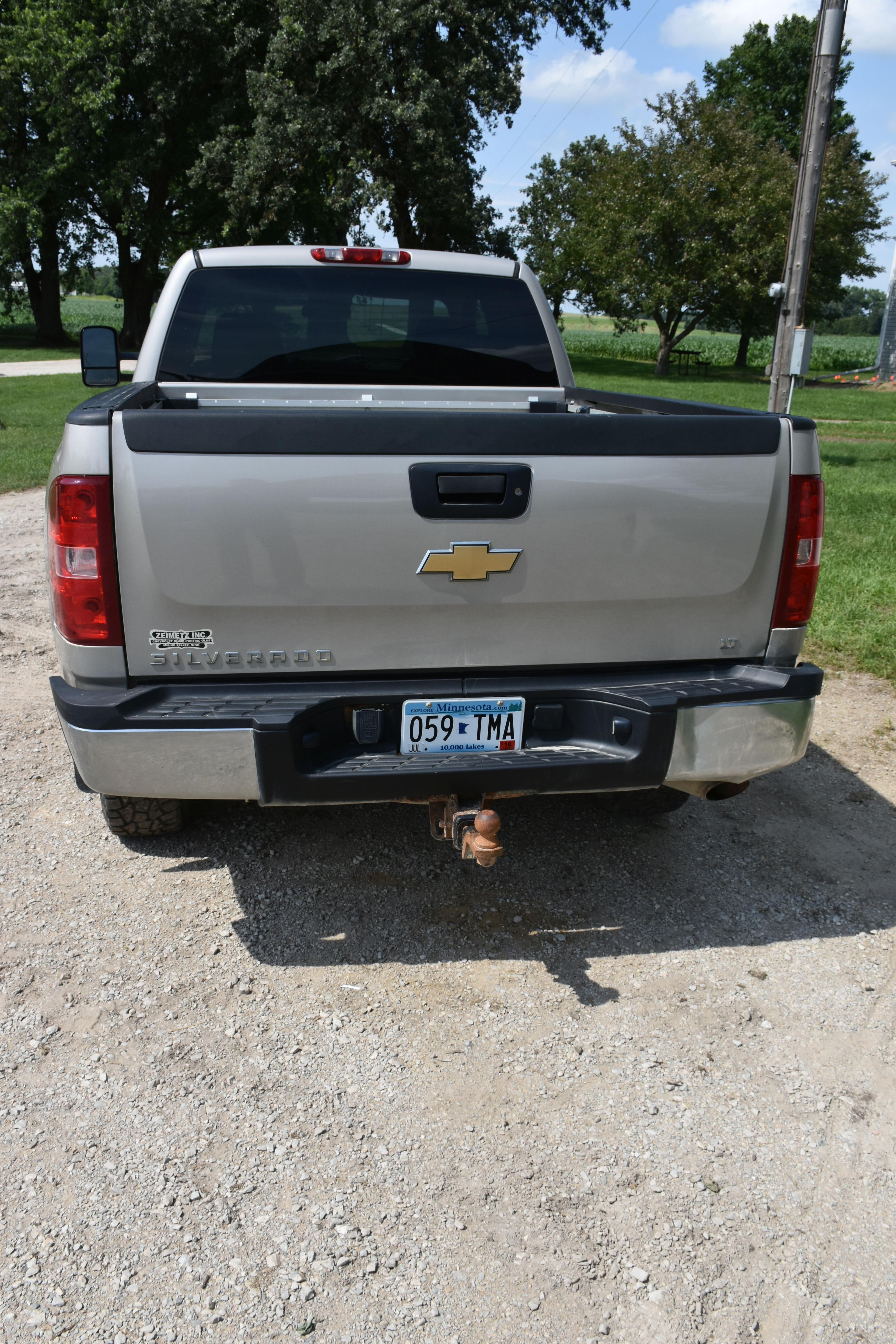 2008 Chevy 2500 HD LT  Silverado 4x4, 6.0 Vortec V8, Auto, Extended Cab, 6’ Box, 4 door, 51,313 mile