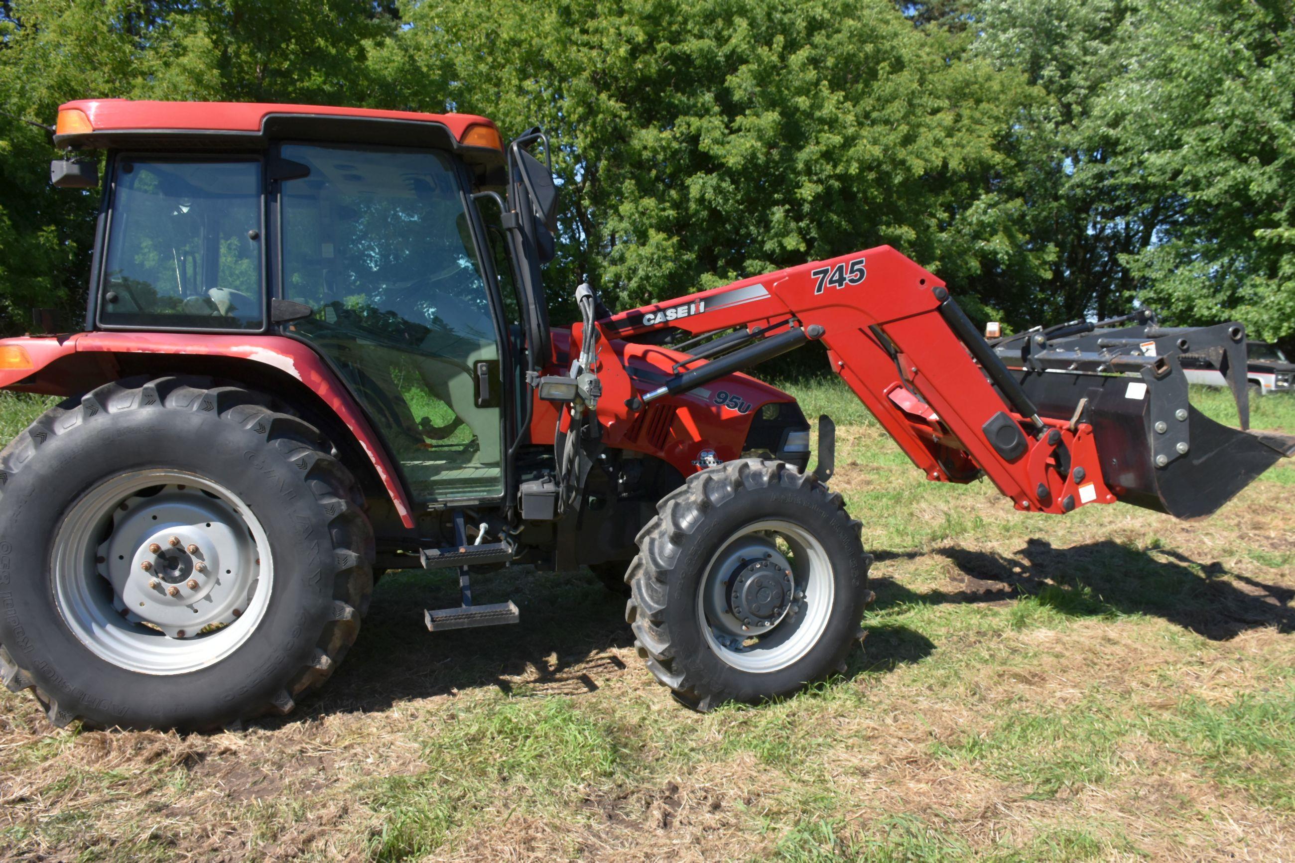 2008 Case IH 95U MFWD With CIH L745 Loader With Euro Style, Full Cab, 1733 Hours, 460/85R30,  540/10