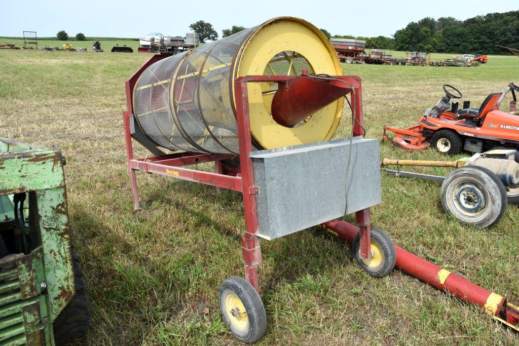 Farm King Grain Screener with Auger, (2) 1HP  Electric Motors Included