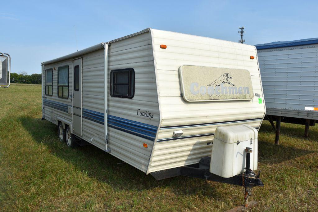 1993 Coachman Catalina Travel Trailer, 28',  Roof Air, Awning, Gas Stove Top & Oven, Heat,  Aux. Sho