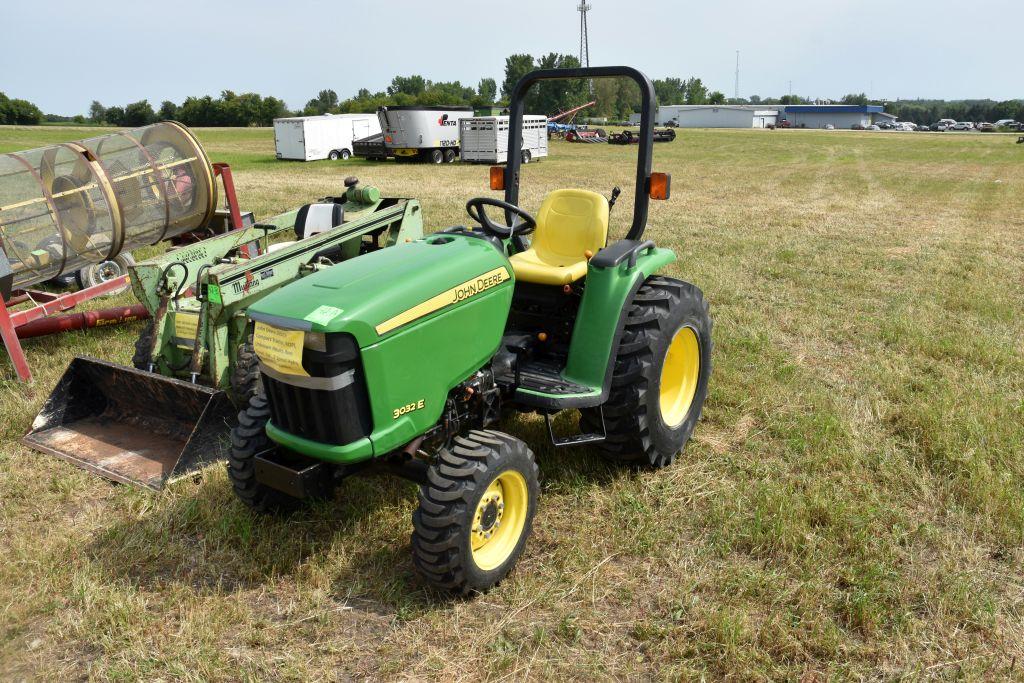 John Deere 3032 E Compact Tractor, ROPS,  Unknown Hours, Runs Good, 3pt., 2 Speed  Hydro, 15x19.5 Re