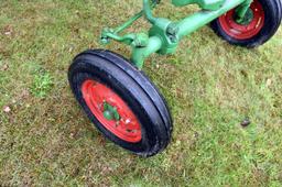 Oliver Row Crop 66, Wide Front, Good Tin, Fenders, 540 PTO, Rear Hitch, Belt Pulley, Gas Engine, Sid