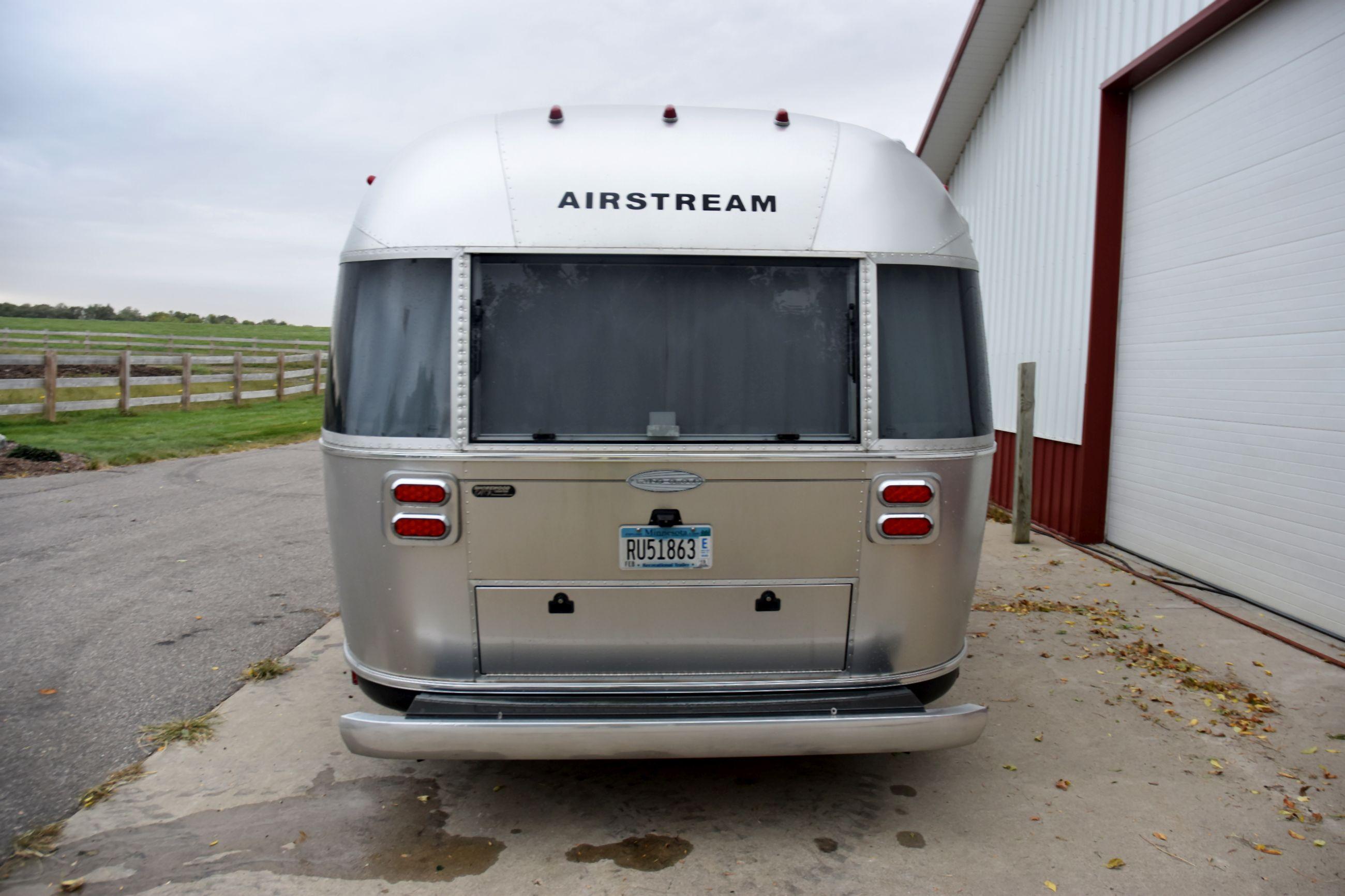 2012 Gulf Air Stream 25’ Flying Cloud, Travel Trailer, Loaded, Like New Inside And Out, Model SX9JC-