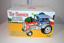 Ertl 2000 Toy Farmer, Massey Ferguson Spirit Of America 1155, 1/16 Scale, With Box