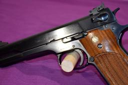 Smith And Wesson Model 52-2 Semi Automatic Pistol, 38 Special, 1 Magazine, SN: A191743