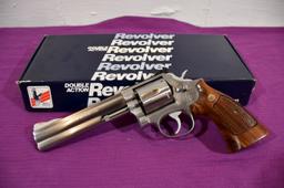 Smith And Wesson Model 686-3 Revolver, S&W 357 Mag, 6 Shot, 6" Barrel, SN: BFL7293, With Box