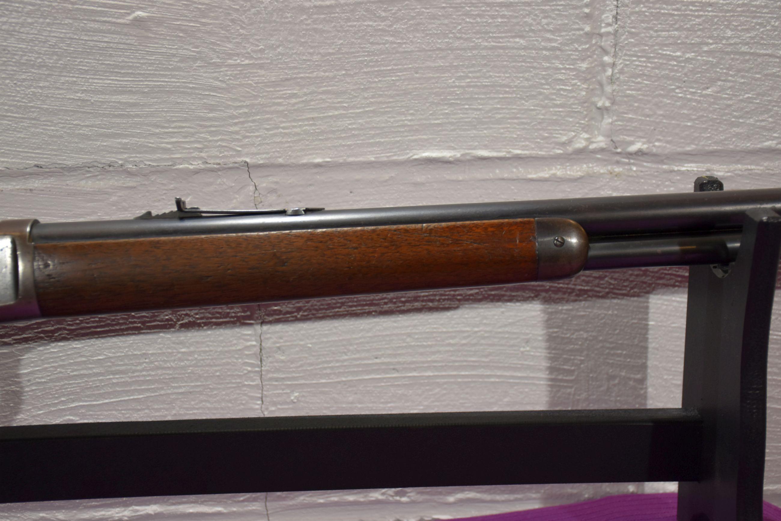 Winchester Model 1892 Lever Action Rifle, 38 WCF, 24" Barrel, SN: 278855