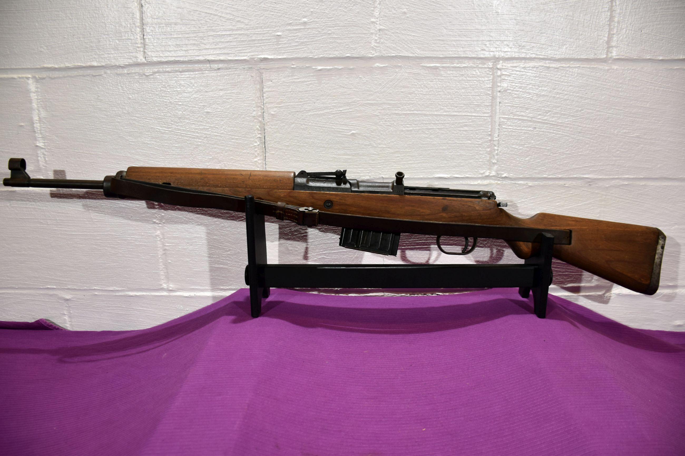 German Military Rifle, G,43 duv 44. , With Magazine, Sling, Semi Automatic, SN: 8112R