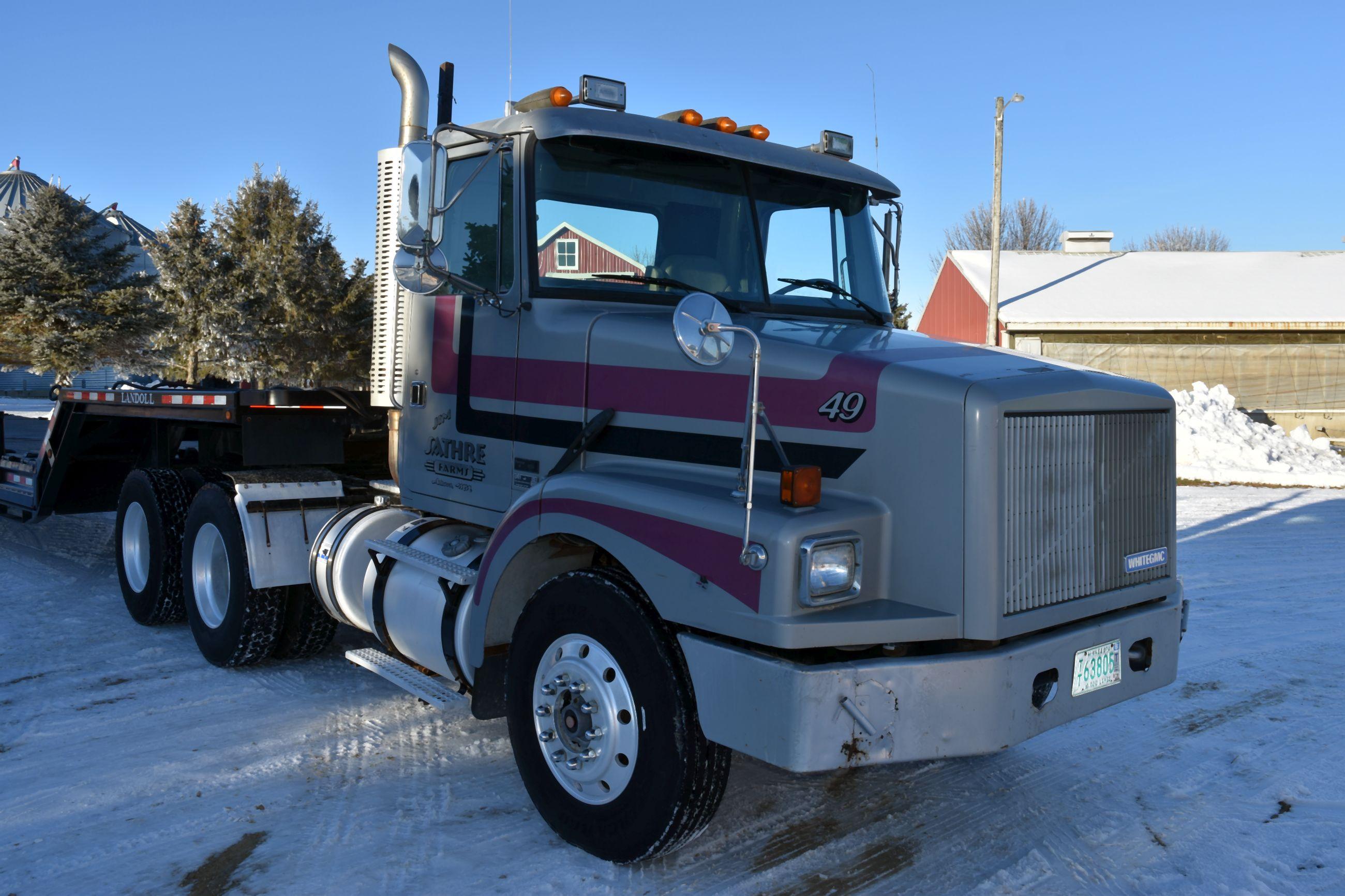 1995 Volvo White/GMC Day Cab Semi Tractor, Wet Kit, 22.5 Rubber, Aluminum Rims, Sliding 5th Wheel Pl