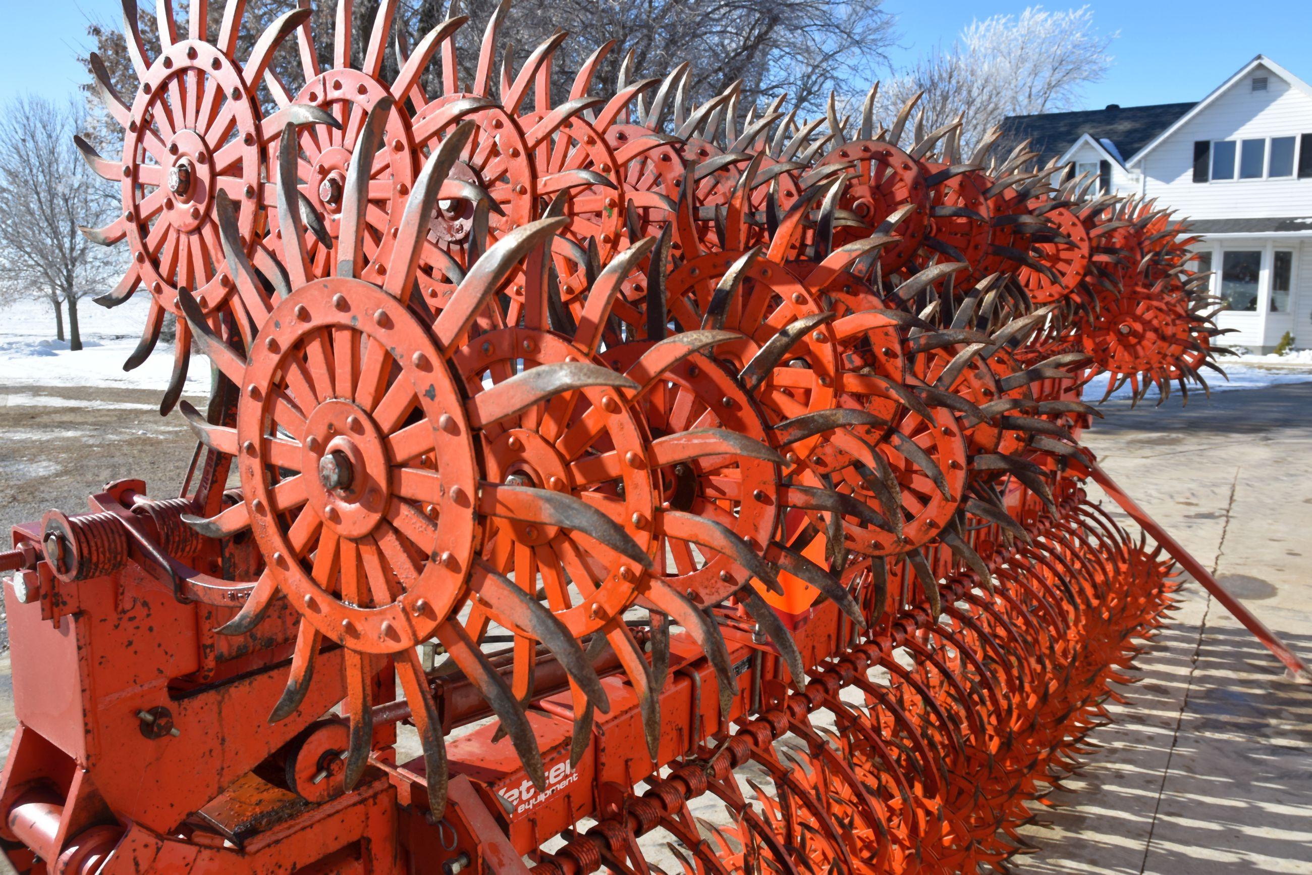 Yetter 3530 Rotary Hoe, 30’ Flat Fold, 3pt, Gauge Wheels, Stone Guard