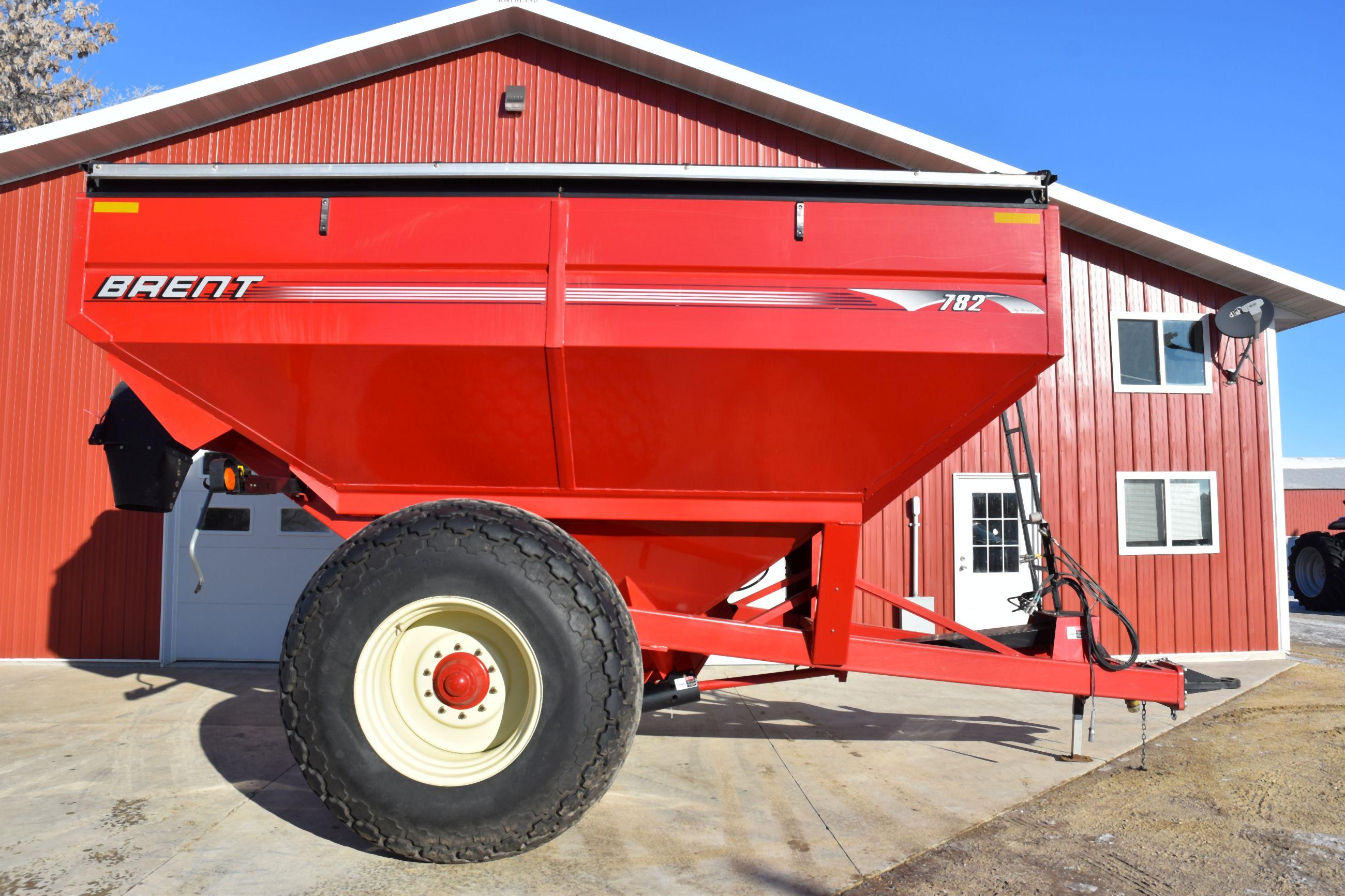 2009 Brent 782 Grain Cart, Roll Tarp, Light Kit, 30.5x32L Tires, 1000PTO, SN:B25430128