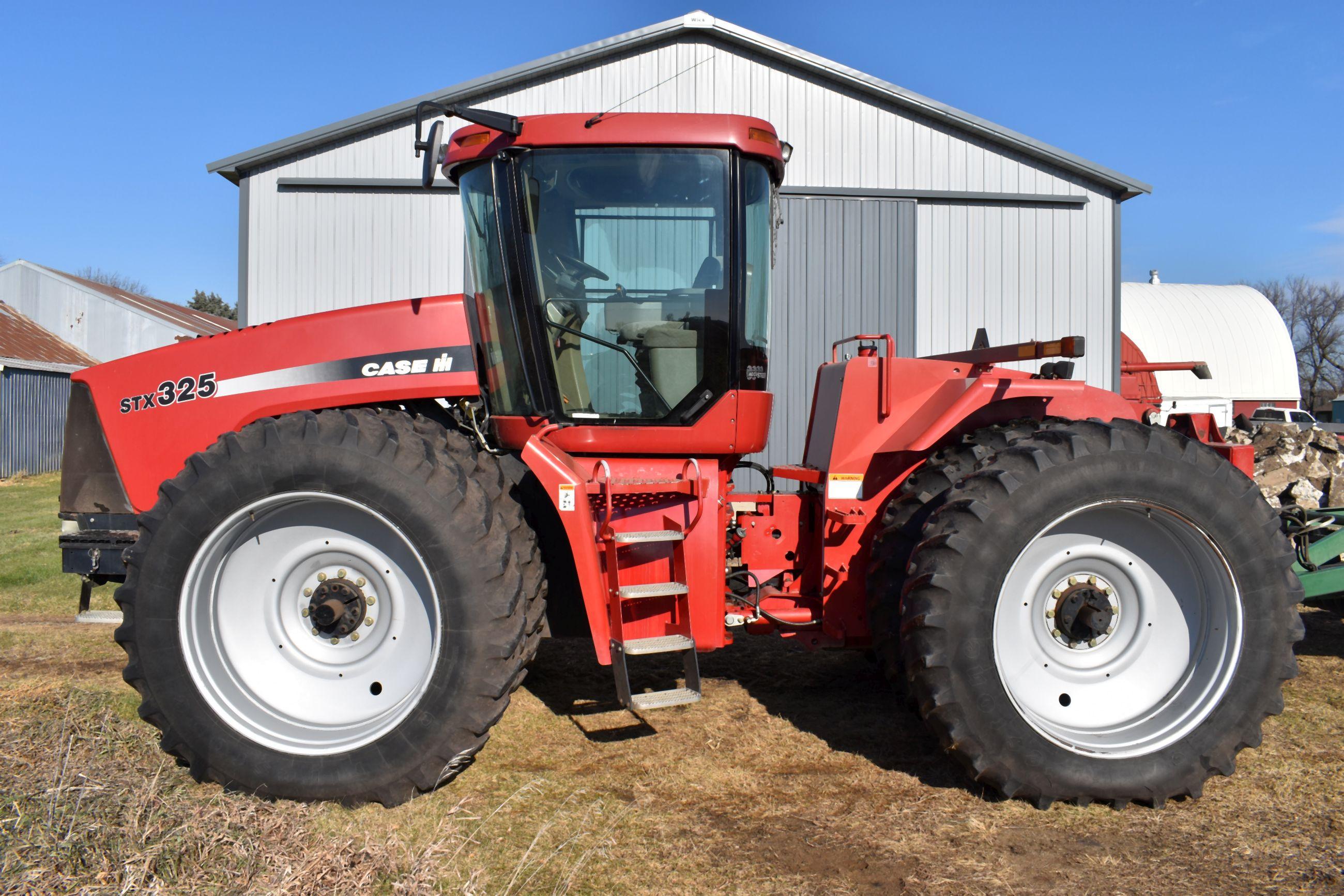 2001 Case IH STX 325, 4WD, 3,888 Hours, Accu Steer, 18.4x46 Duals 70%, Big 1000 PTO, 3pt Q.H., 5hyd,