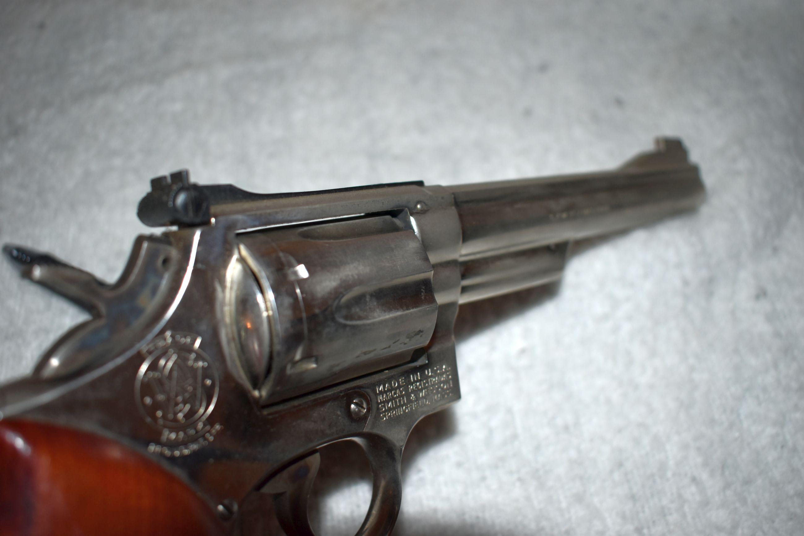 Smith & Wesson Model 19-4 .357 Magnum Revolver, 6 Shot, 6'' Barrel, With Holster, SN:46K9281