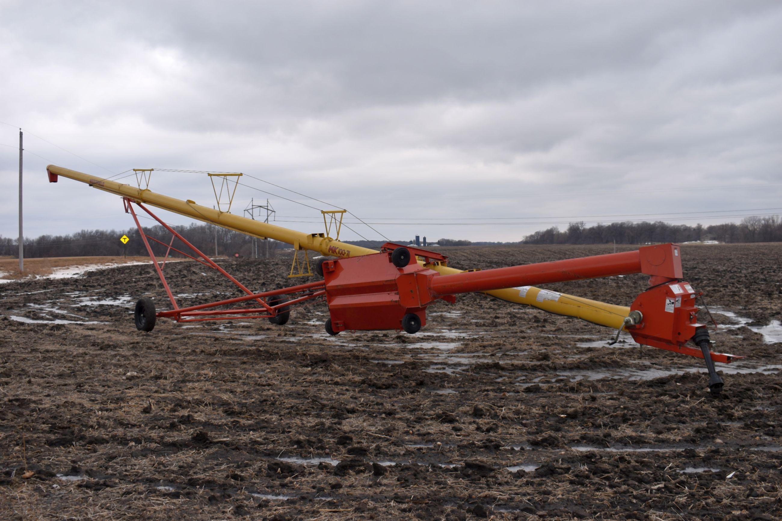 Westfield MK 100-71 Swing Hopper Auger, Hyd. Lift, 540 PTO, Good Condition, SN: 178919