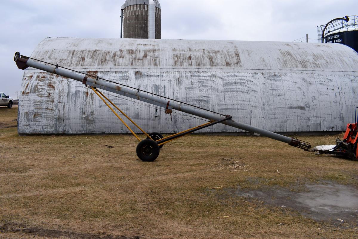 Hutchinson Grain Auger, 8"x32', 540PTO