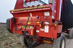 Meyer 6224 Forage Boxes, 24’, Front & Rear Unload, Hydraulic Drive, Poly Floor With Meyer 2206 Tande