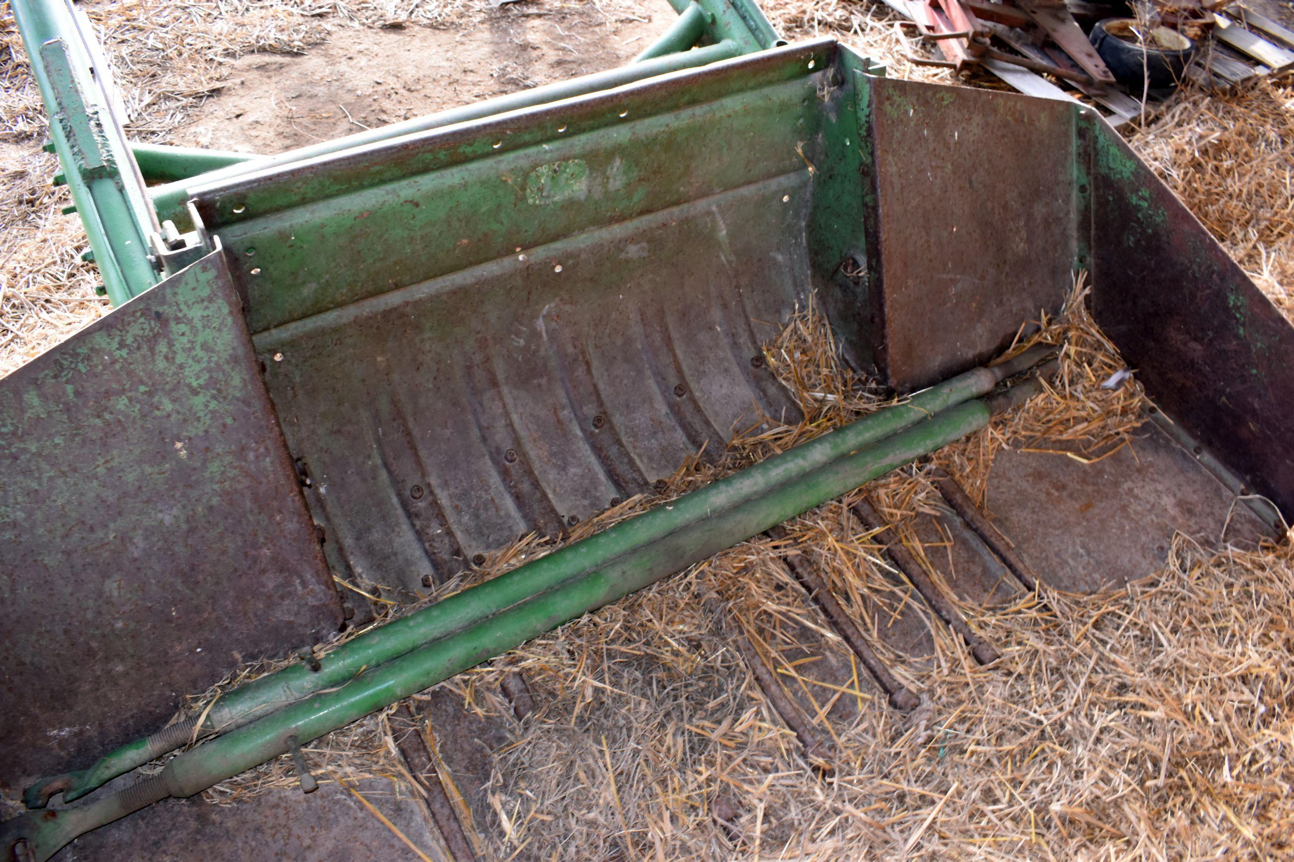 John Deere 45 Loader With Bucket