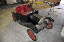 Ford Model T Scale Down Replica Briggs & Stratton Engine, 2 Person Seat