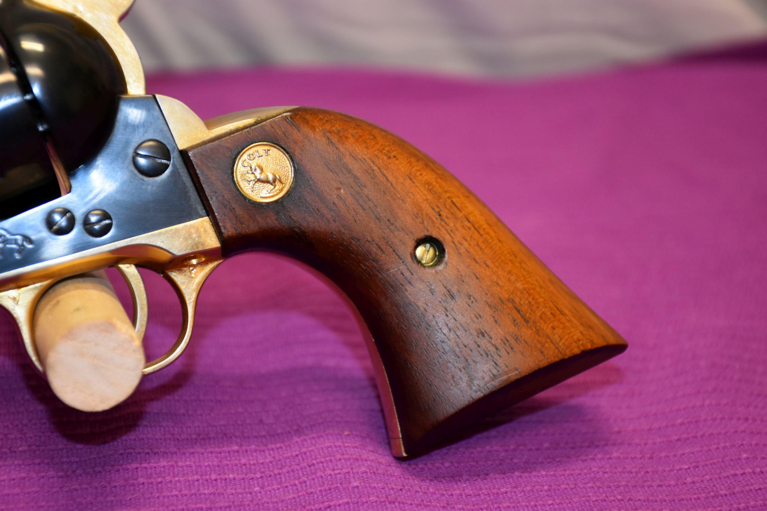 Colt 125th Anniversary S.A.A., Model .45 Colt, Gold Trigger, Gold Hammer, Presentation Case, Revolve