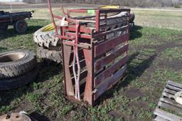 Calf Head Gate With Working Chute