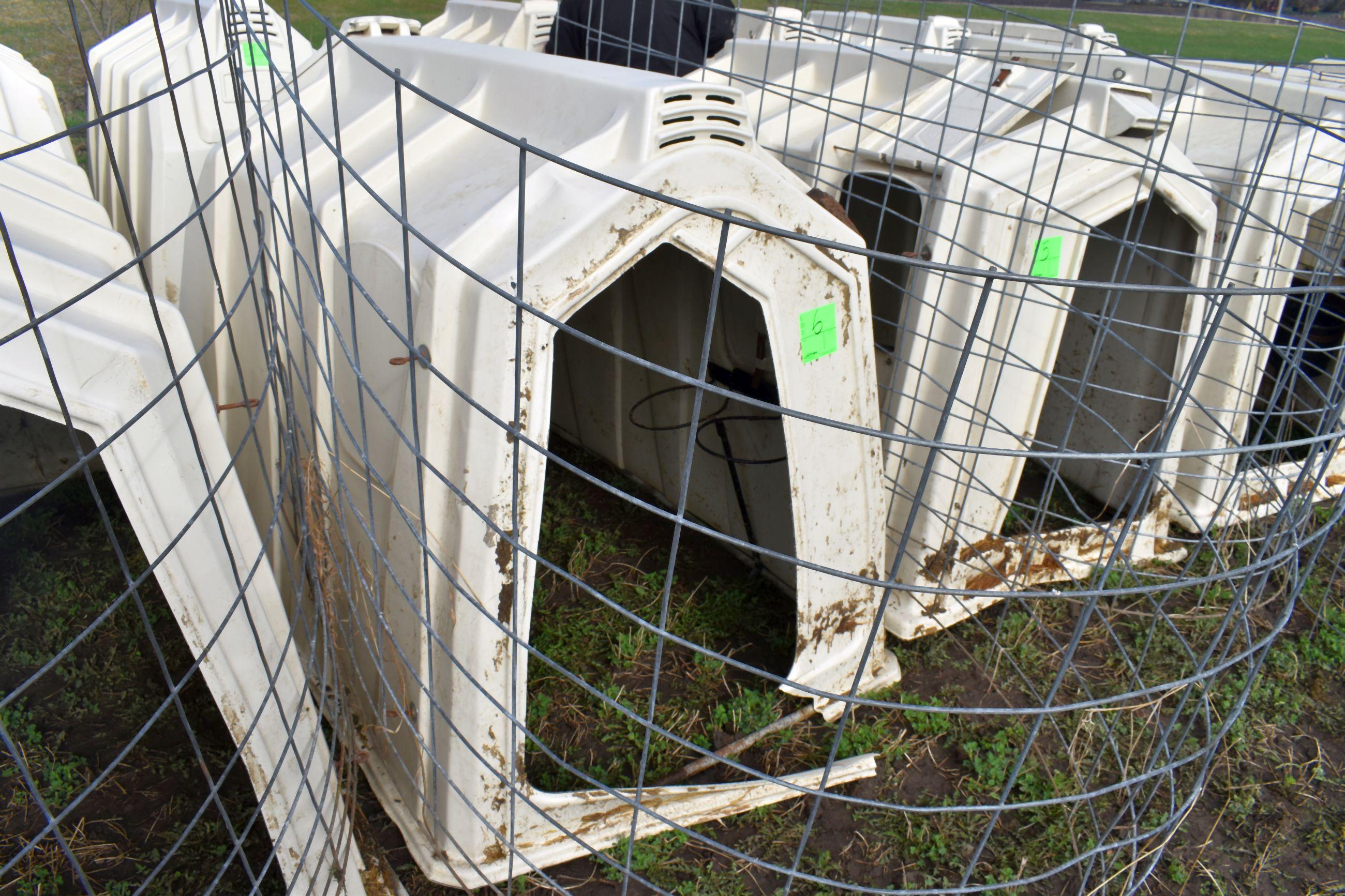 Calf-Tel Calf Hutch With Back Bedding Door, With Wire, Broken Plastic