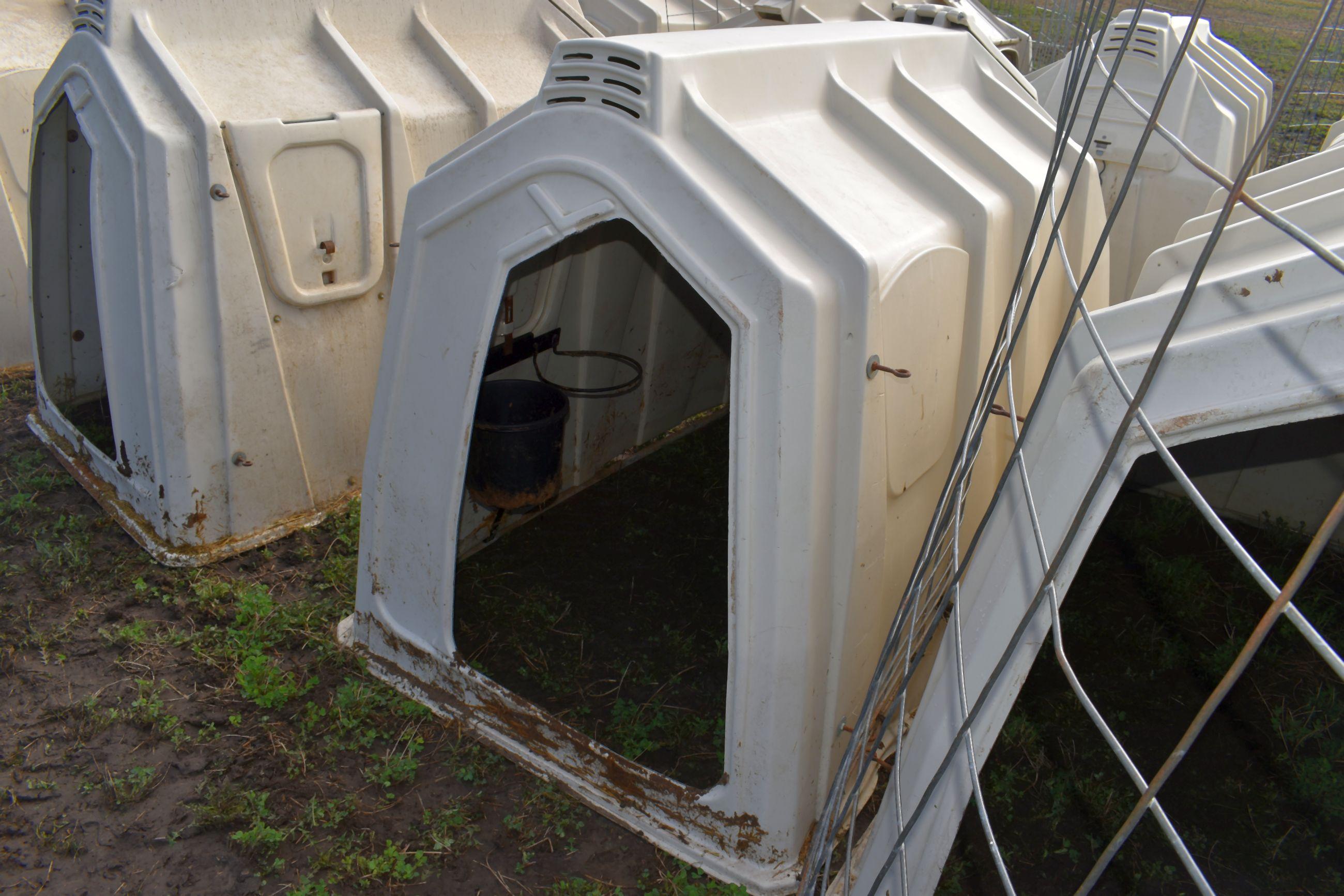 Calf-Tel Calf Hutch With Back Bedding Door