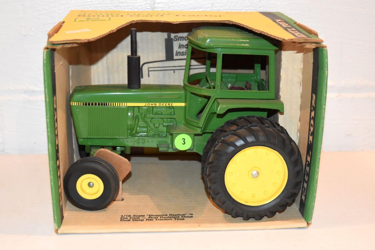 Ertl John Deere Sound Gard Tractor With Duals, 1/16th Scale, With Blue Print Box