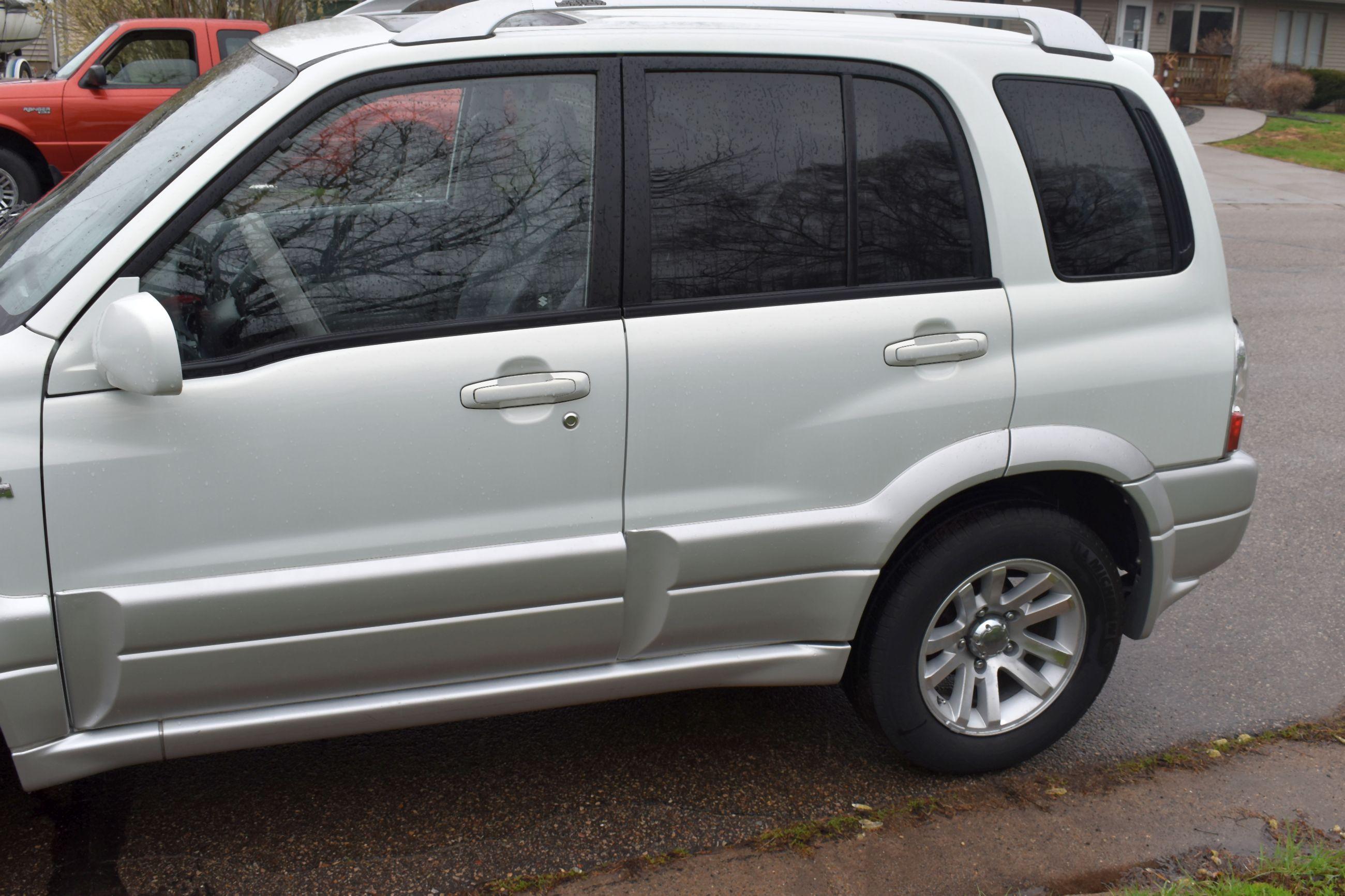 2005 Suzuki Grand Vitara, 4x4, V6, Automatic, Sunroof, Full Power, 45,244 Actual Miles, Cloth, Clean