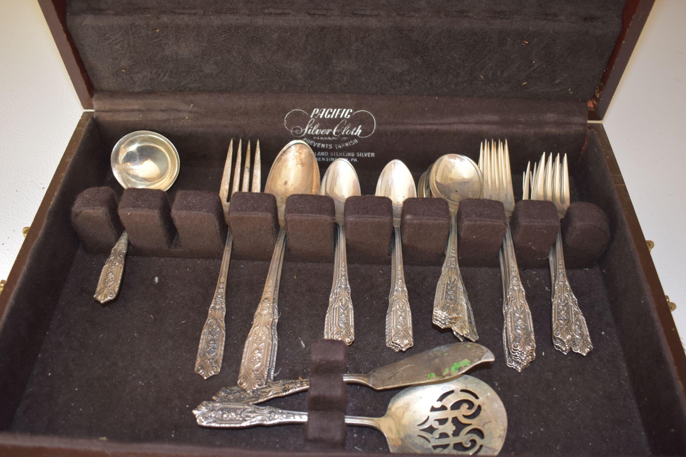 Westmorland Sterling, 45 Total Pieces, 8 Salad Forks, 7 Dining Forks, 10 Soup Spoons, 14 Tablespoons