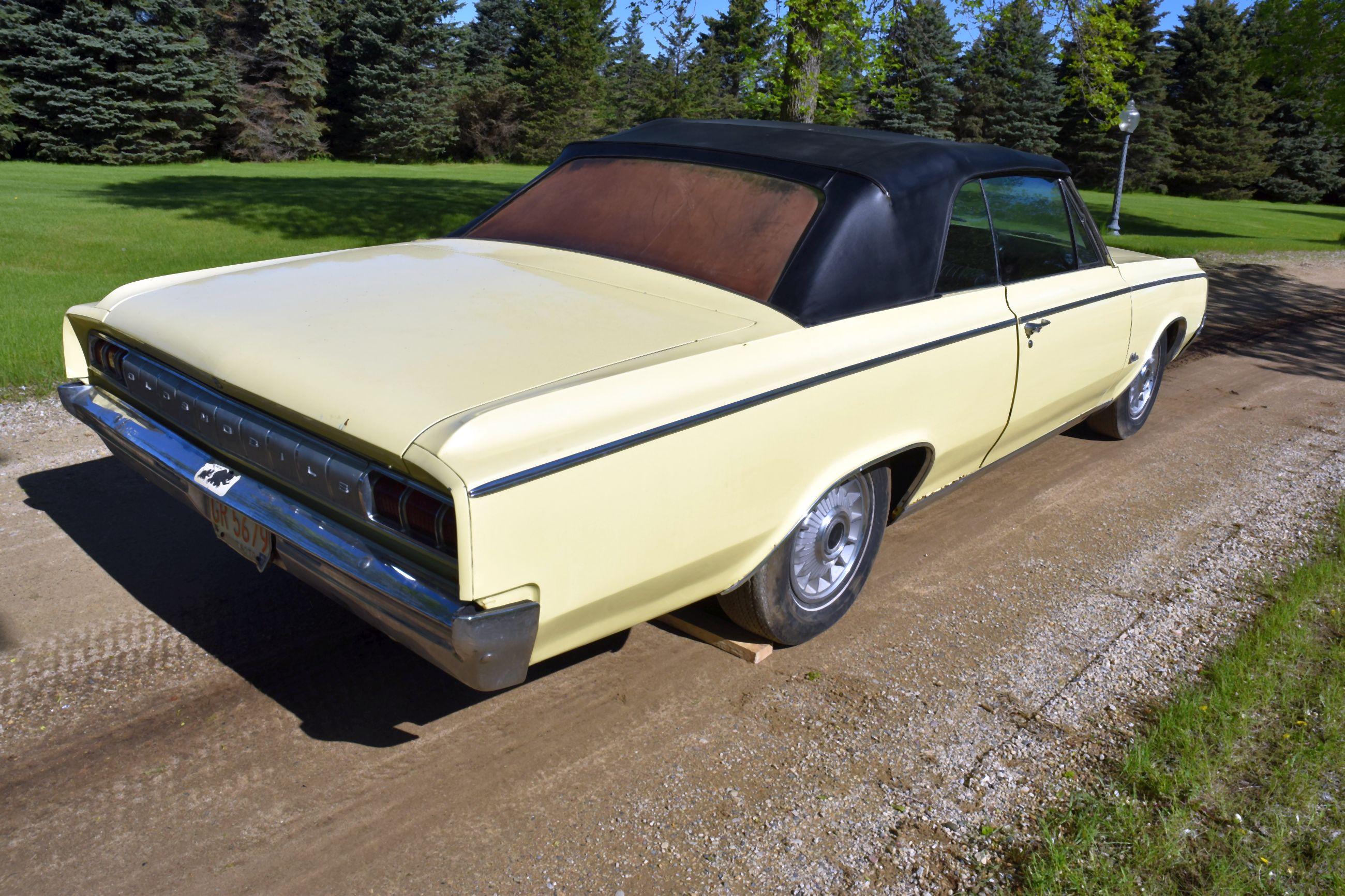 1964 Oldsmobile F85, 1st Edition, Convertible, 335 V8, 300hp, Tach, Motor Stuck, Has Title