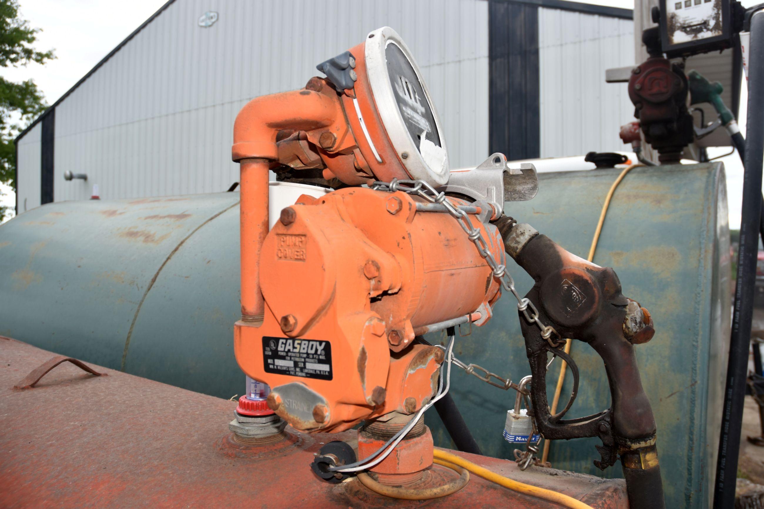 550 Gallon Fuel Tank With Electric Pump