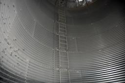 2012 Sioux 6000 Bushel Grain Bin, 18’ x 8 Rings, 5hp, 24” Fan,Air Floor, 6'' Unload, Single Phase, 6