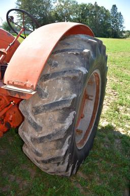 Case 500 Standard (Wheatland) Fenders, Diesel, 2hyd, 18.4x34, SN:8060139, Non Running, Motor Is Free