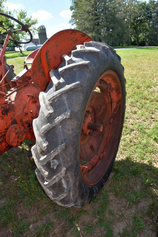 Case SC, N/F, Fenders, 11.2x38 Tires, Wheel Weights, PTO, SN:5107094, Non Running, Motor Is Free