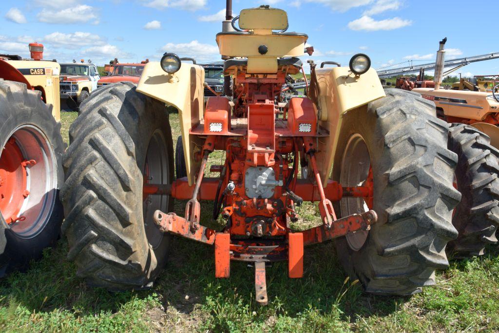 Case 830 LP Gas, W/F, Comfort King, Open Station, 18.4x34, 3pt, PTO, 2hyd, 2150 Hours, SN:8260861, R