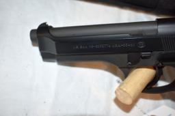 Beretta US 9mm M9, SN:M94764, With Soft Case